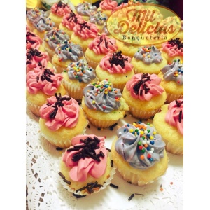 40 mini cupcakes 40 mini cupcakes